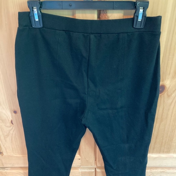 LAST CHANCE! Chico's So Slimming Black Pants - Picture 2 of 4